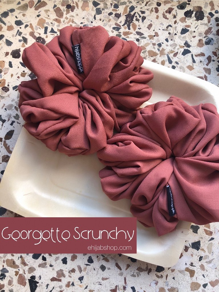 XL Scrunchy - Brown